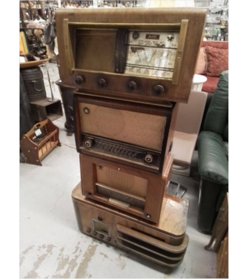 POSTE RADIO EN L\'ÉTAT 