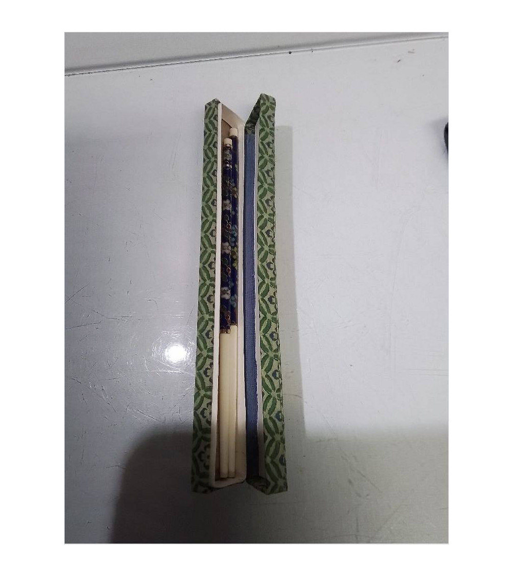 PAIRE DE BAGUETTES CHINOISES