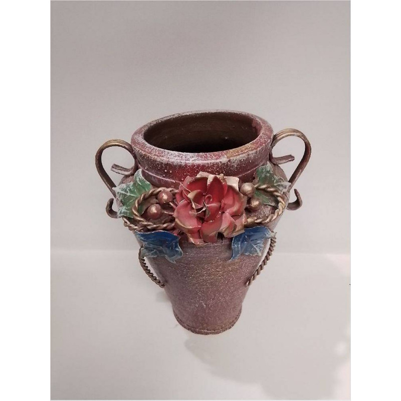 VASE ANCIEN ROUGE  FLEURS RELIEF