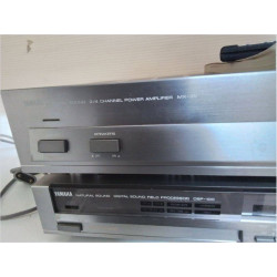 AMPLI PUISSANCE + PROCESSEUR YAMAHA + TÉLÉCOMMANDE 