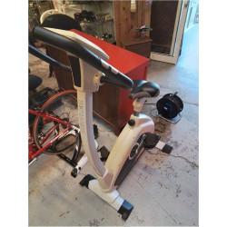VELO D’APPARTEMENT KETTLER...