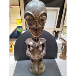 STATUE SONGE