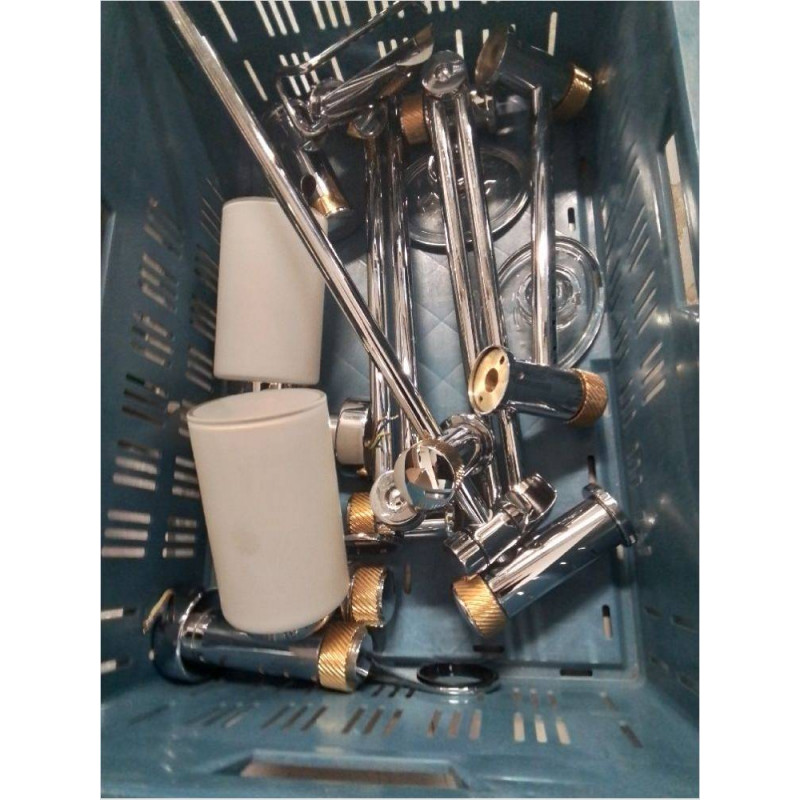 LOT D’ACCESSOIRES SALLE DE BAIN 