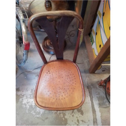 CHAISE DE BISTROT ASSISES...