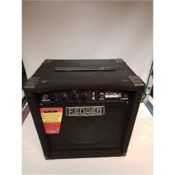 AMPLIFICATEUR BASSE FENDER...