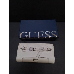 PORTEFEUILLE GUESS