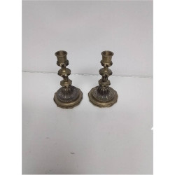 LOT DE 2 BOUGEOIRS LAITON 