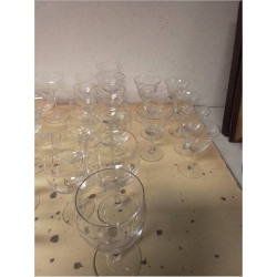 LOT DE VERRES EN CRISTAL D’ARGENTAL