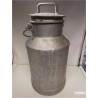 POT A LAIT ET CAPUCHON 