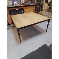 TABLE METAL ET BOIS MODERNE 