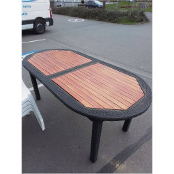 TABLE DE JARDIN TECK 