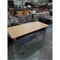 TABLE MODERNE BOIS CLAIR 