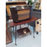 DESSERTE VINTAGE A ROULETTES 