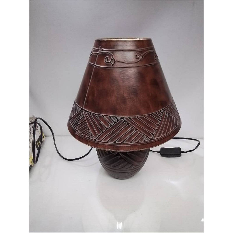 LAMPE A POSER MARRON
