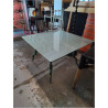 TABLE BASSE METAL ET VERRE CARRE PIEDS VERT ET DORE