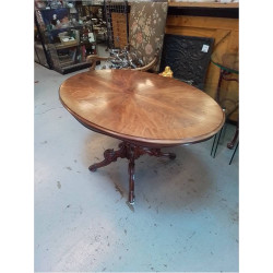 TABLE OVALE ANCIENNE