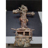 CRUCIFIX DÉCORATION EN BOIS ARTISTE LUXEMBOURGEOIS 