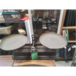BALANCE ANCIENNE 15KG