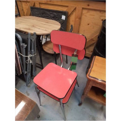 CHAISE FORMICA ROUGE 