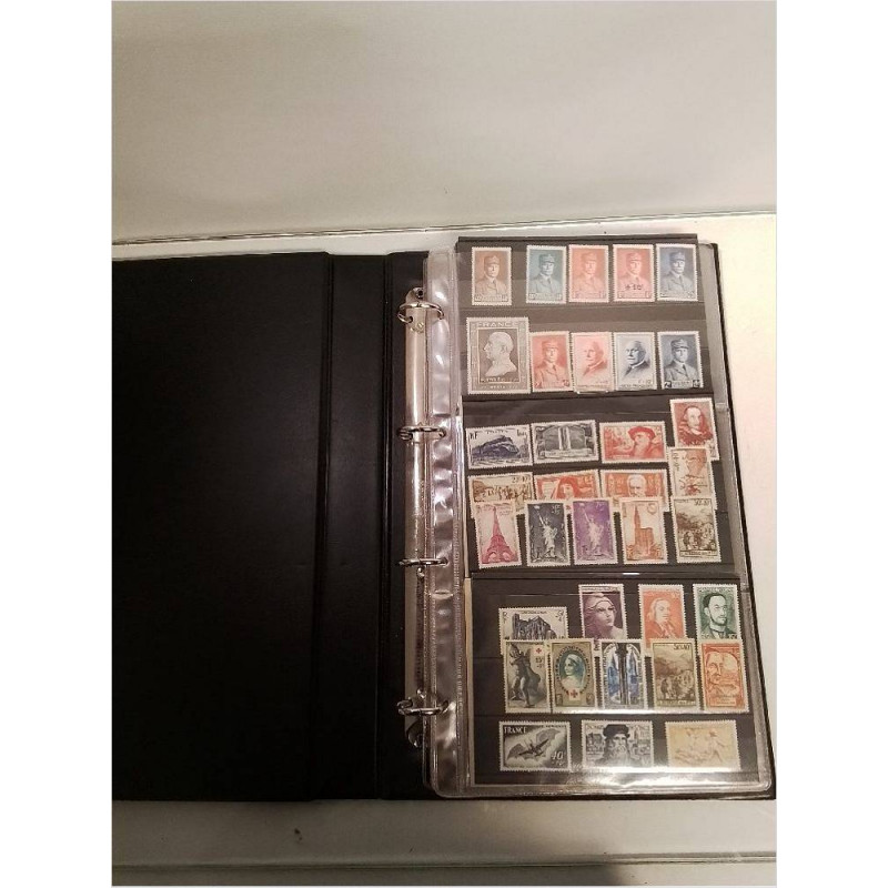 CLASSEUR TIMBRES POSTE DIVERS ANCIENS
