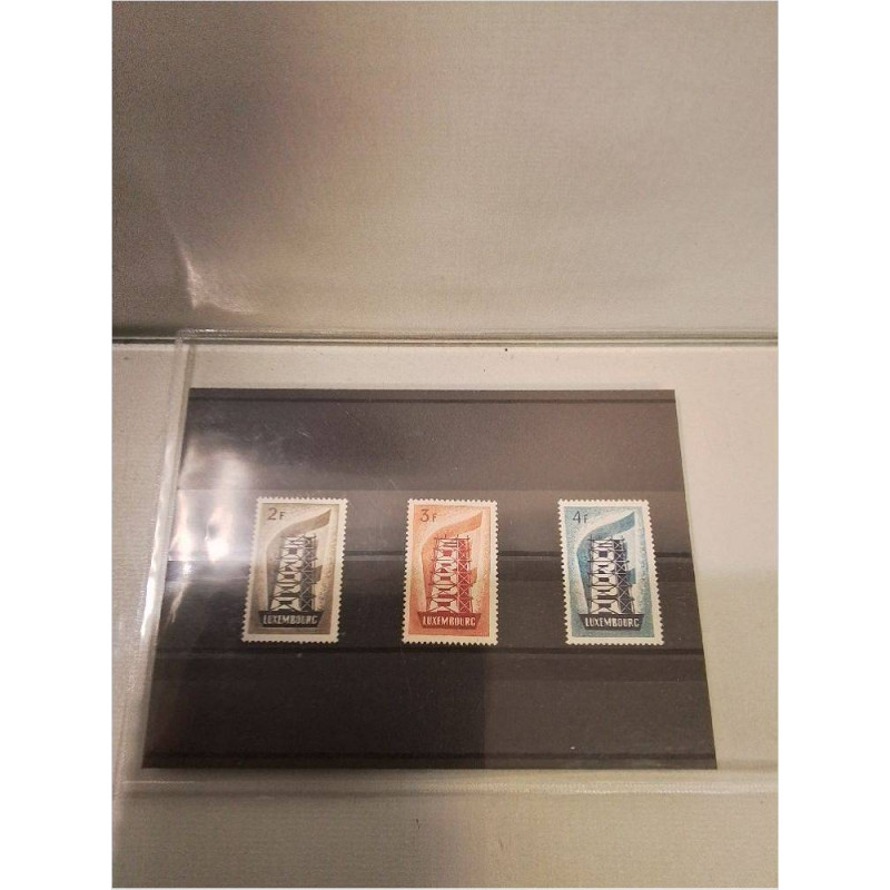 LOT DE 3 TIMBRES POSTE LUXEMBOURG EUROPA