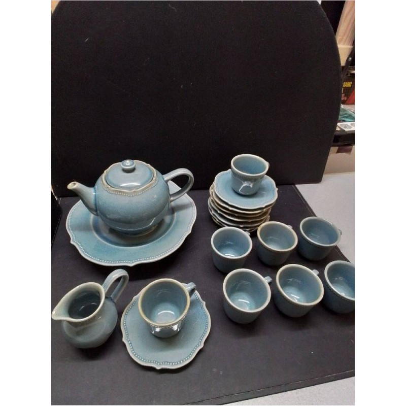 LOT D\'ASSIETTES BARBOTINE GENEVIEVE LETHU