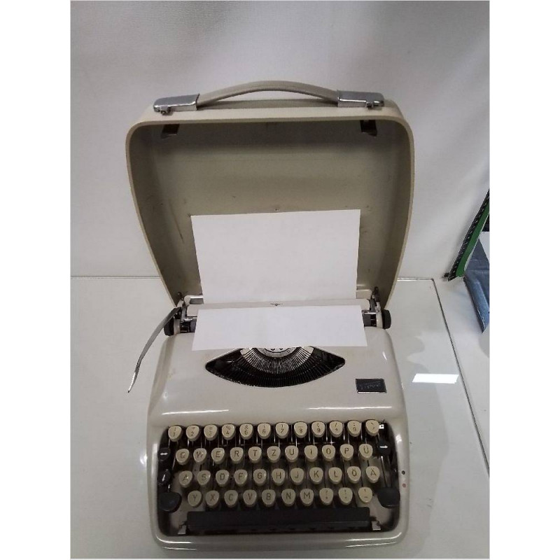 MACHINE A ECRIRE VINTAGE TIPPA