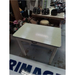 TABLE D’APPOINT FORMICA 1...