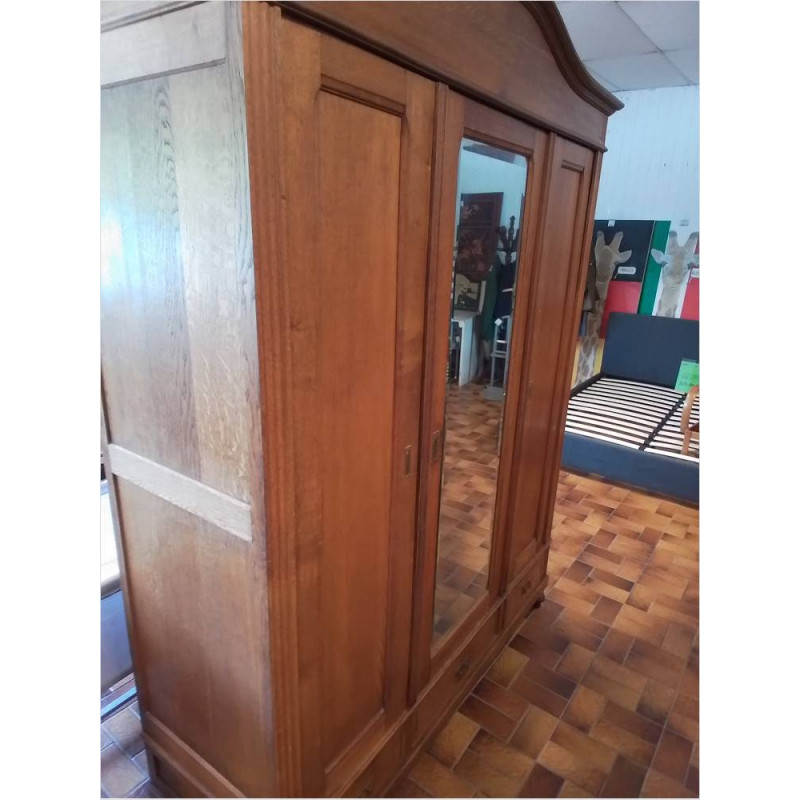 ARMOIRE 3 PORTES 3 TIROIRS 