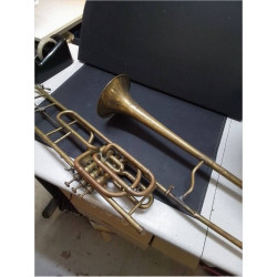 TROMBONE EN L\'ÉTAT 