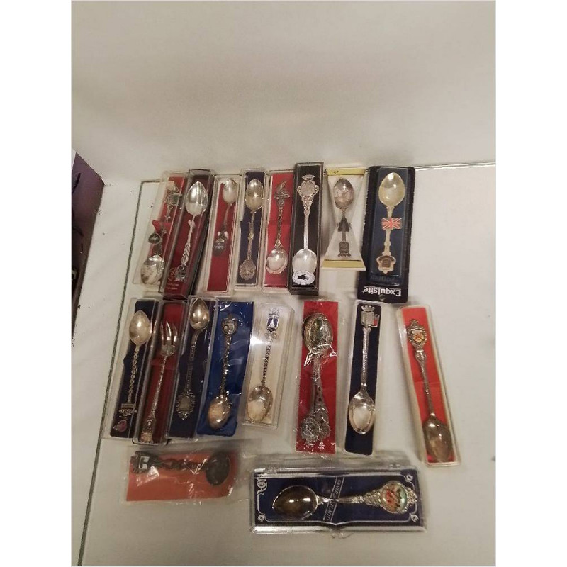 LOT DE CUILLÈRES COLLECTION 