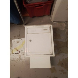 BOITE AUX LETTRES BLANCHE +...