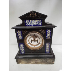 HORLOGE ANCIENNE EN L\'ÉTAT 