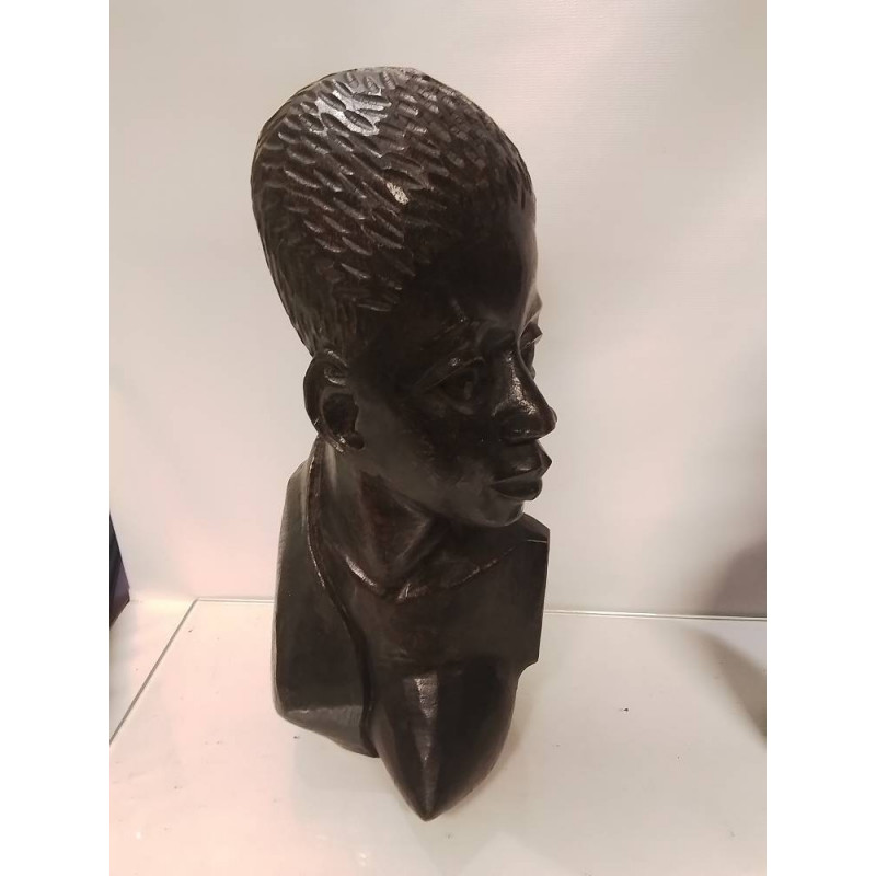 STATUE AFRICAINE SCULPTÉE 
