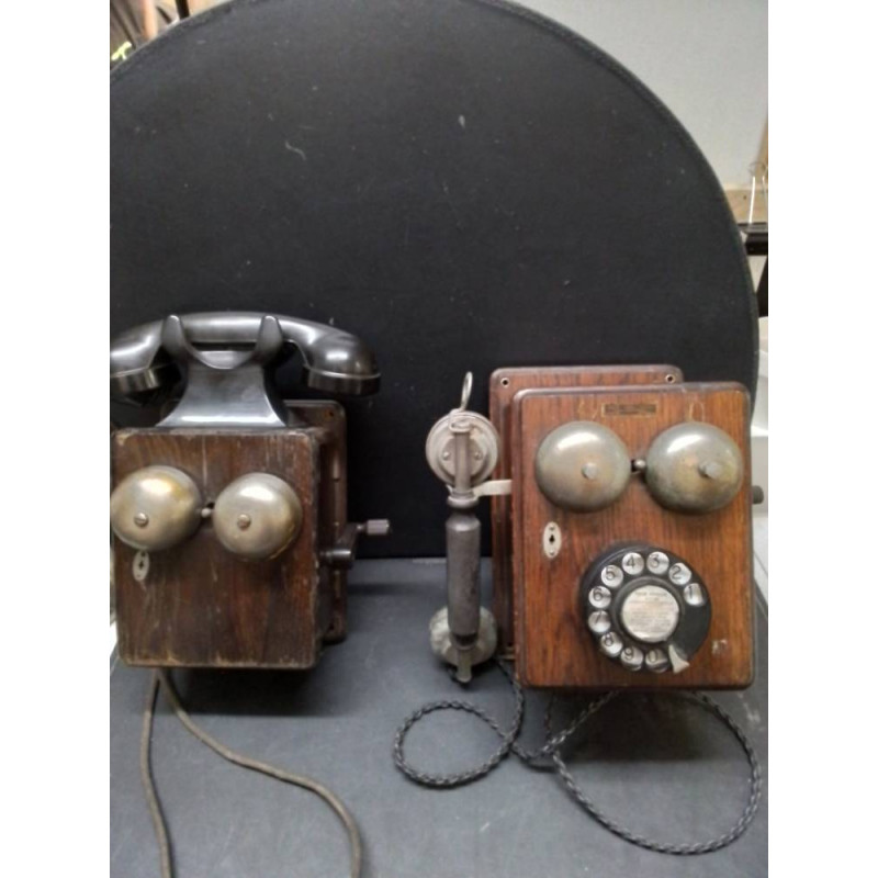 TÉLÉPHONE ANCIEN BOIS 