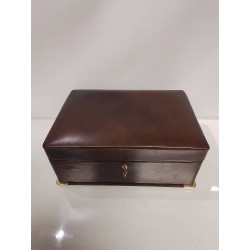 BOITE A BIJOUX MARRON + CLE