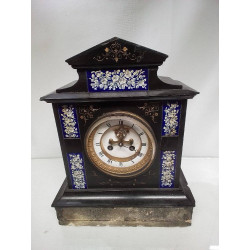 HORLOGE ANCIENNE EN L\'ÉTAT 