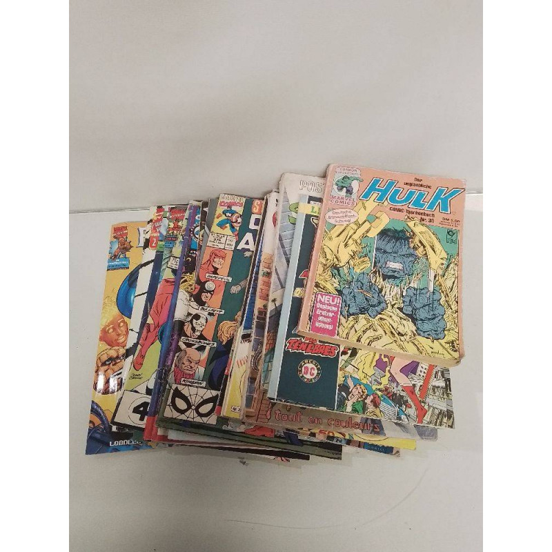 LOT DE COMICS MARVEL