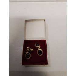 PAIRE DE BOUCLES D’OREILLE...