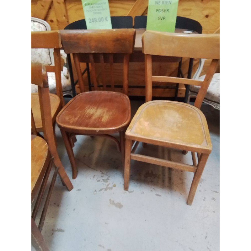 CHAISE BISTROT DIVERS MODÈLE 