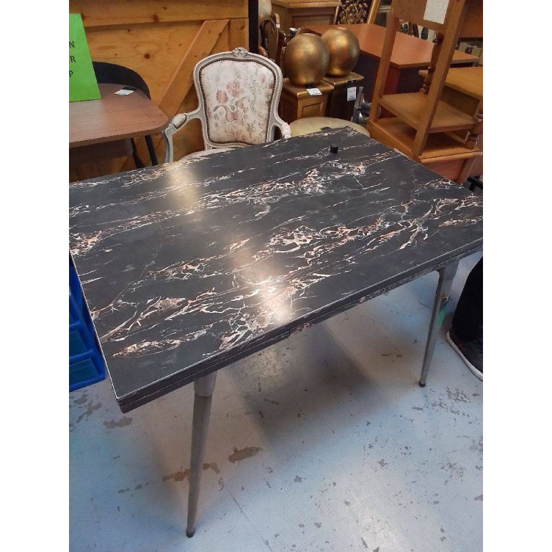 TABLE FORMICA EFFET MARBRE 