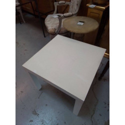 TABLE BASSE IKEA 