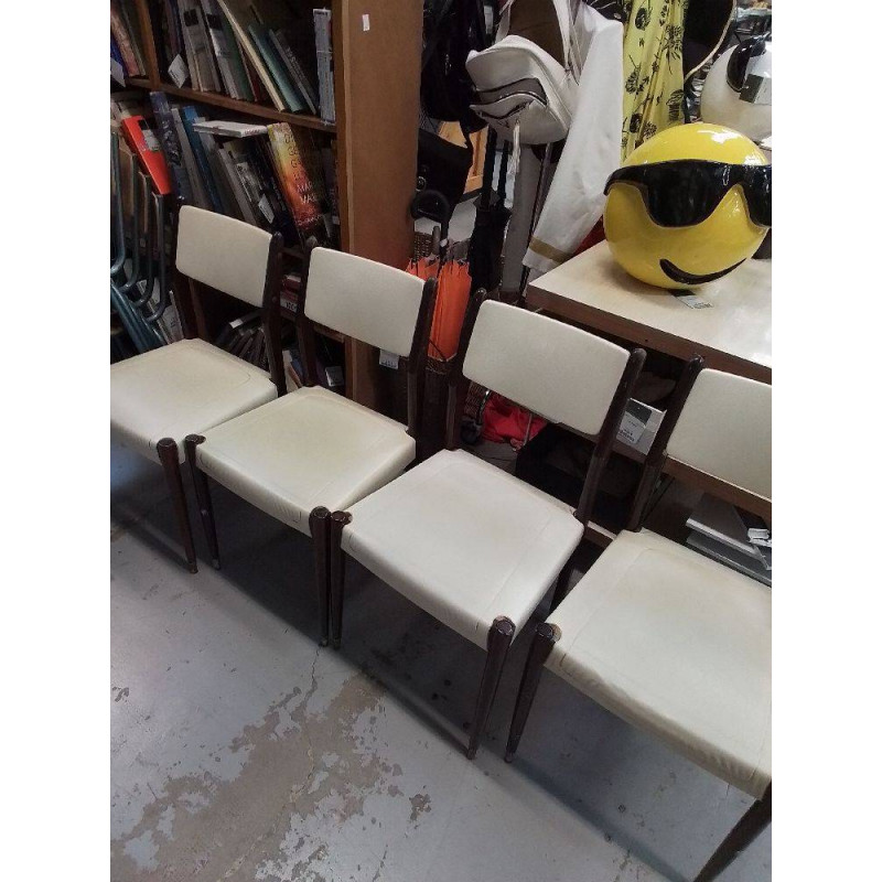 LOT DE 4 CHAISES VINTAGE SKAI BEIGE 