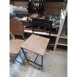 TABOURET MODERNE 