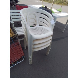 LOT DE 4 CHAISES PVC BLANC