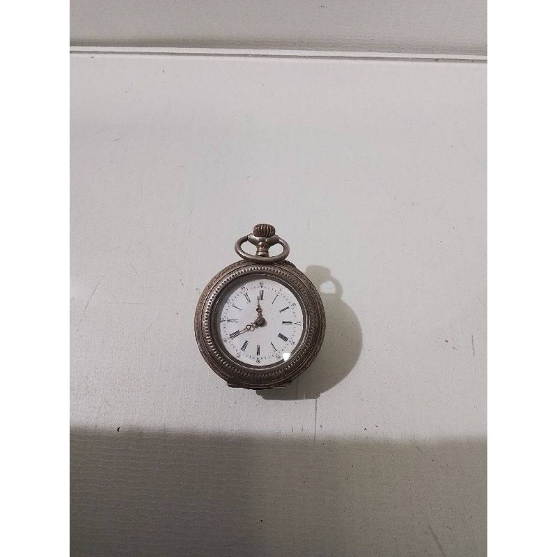 MONTRE A GOUSSET ARGENT A RESTAURER 