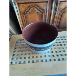 CACHE POT 