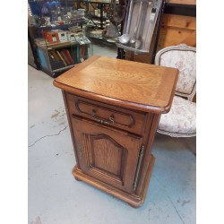 CHEVET MEUBLE D’APPOINT...