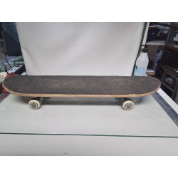 SKATE BOARD