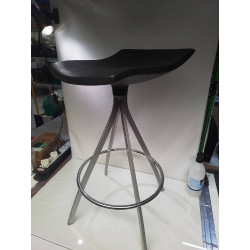 TABOURET POSTMODERNES...